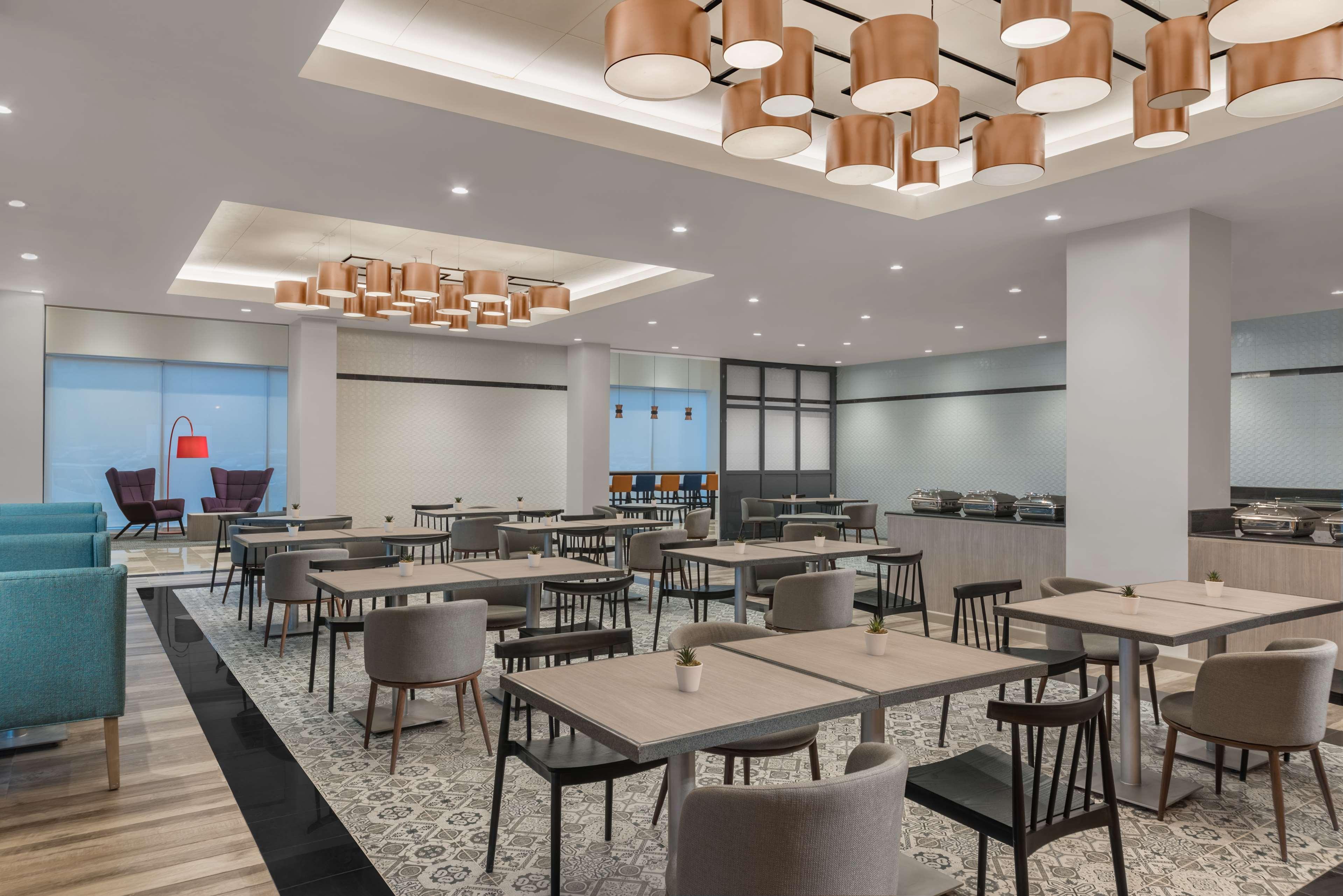 Park Inn By Radisson Iloilo Exterior foto