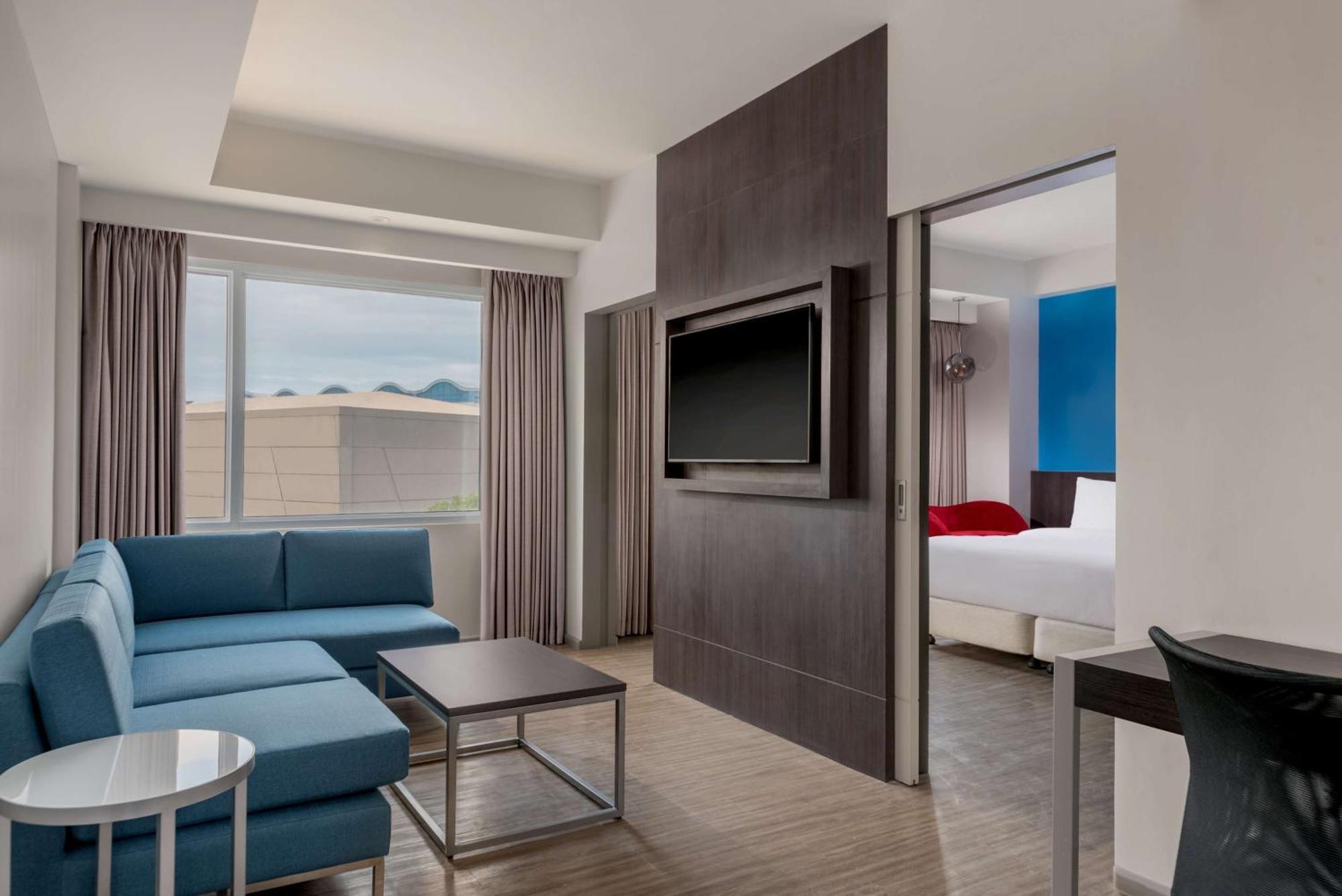 Park Inn By Radisson Iloilo Exterior foto